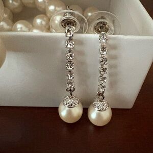 Elegant Pearl Necklace, bracelet and Earring Set